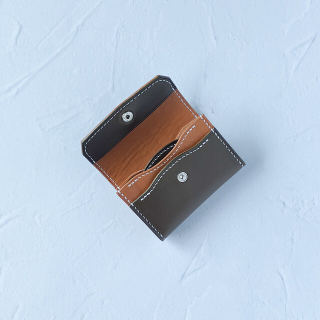 フラップミニウォレット（オリーブ×キャメル）　ミニ財布　バイカラー　イタリアンレザー　革　コンパクト財布　小銭入れ