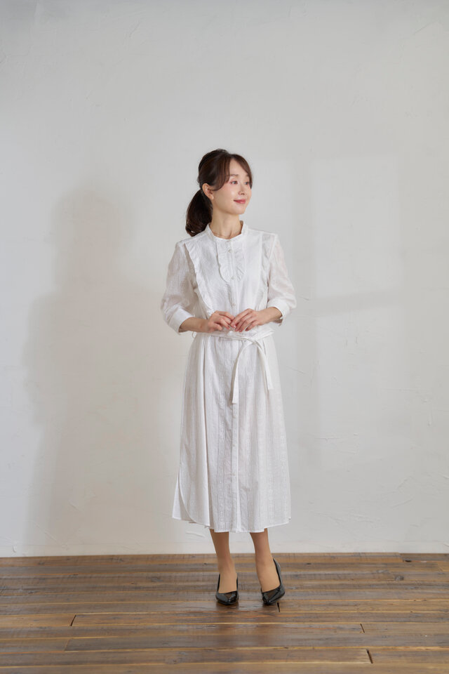 チロリアン風綿刺繍レースワンピース ヨークフリル ホワイト Atelier