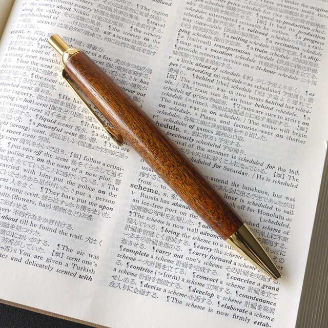 漆塗りボールペン 【欅・拭き漆】 ≪送料無料≫ | iichi 日々の暮らし