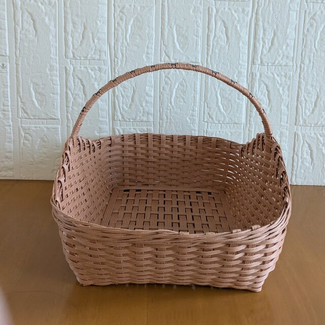 ビスケットカラーのクラフトバンド製かご #小物入れ #バスケット #パン
