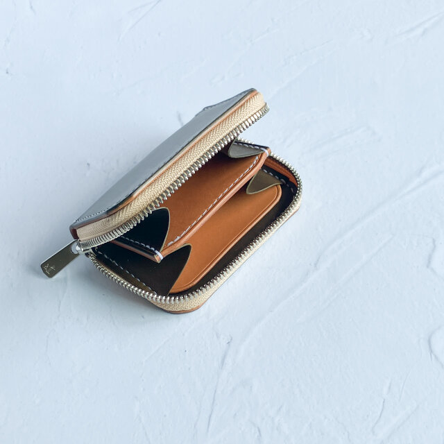 ラウンドジップミニ財布(オリーブ×キャメル)　ミニマリスト　イタリアンレザー　バイカラー　小銭入れ　ラウンドファスナー