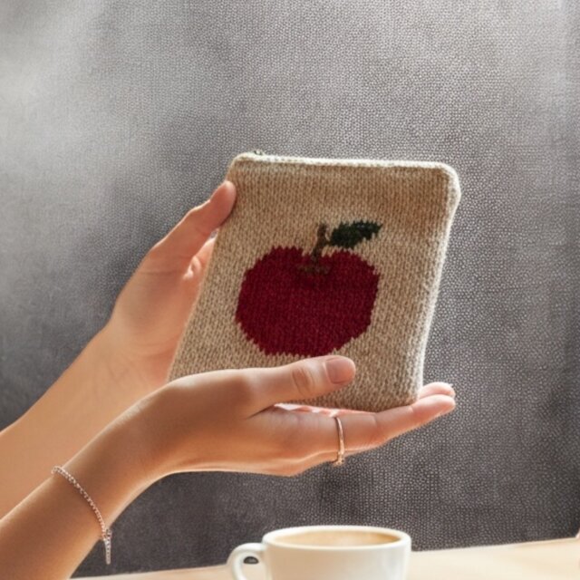 ܷߪΫ߫˫ー/ëȫɫー