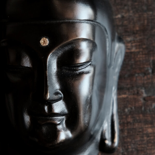 【 骨董品 】 佛面 弥勒菩薩 味のあるお品物◇金属製 仏面 弥勒菩薩 眞如寺本堂落慶記念品