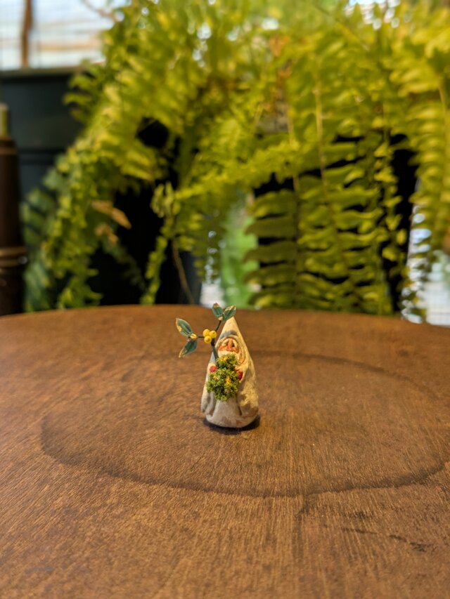 小さな小さなサンタクロース　96（ヤドリギ）