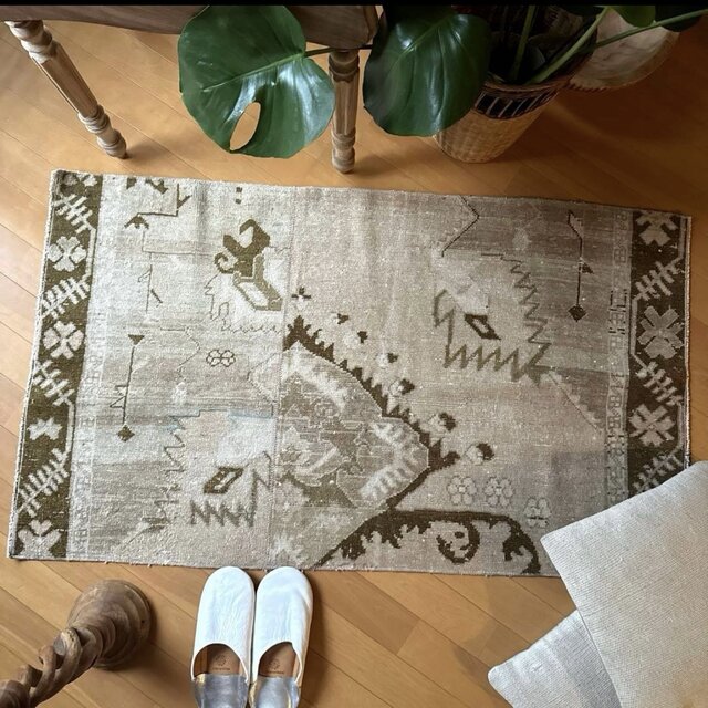 71×124ウール ベージュ×ブラウン パッチワーク トルコヴィンテージラグ