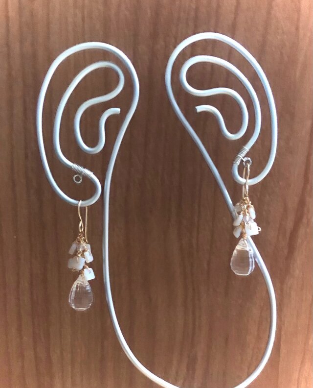 14kgf オーストラリアンオパールとクリスタルのピアス | iichi 日々の