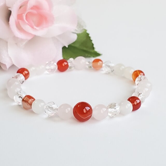 「優しさのサードオニキスブレスレット」ムーンストーン×ローズクォーツ×水晶＊おしゃれ＊可愛い＊お守り＊天然石ブレスレット