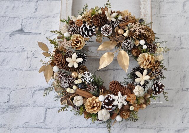 ブリヨンと木の実のリース　インテリア　クラシカル　シック　ゴールド it-691c798e8d767-1200.jpg