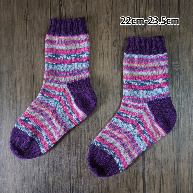 手編みの靴下［洗濯機ok］