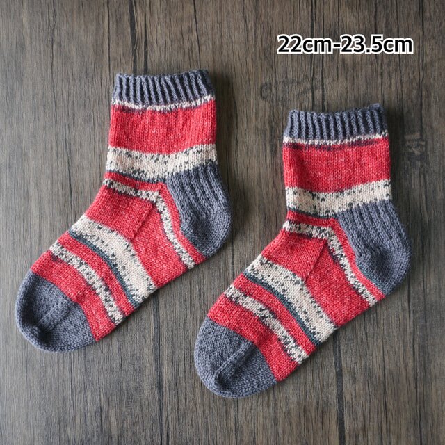 手編みの靴下［洗濯機ok］