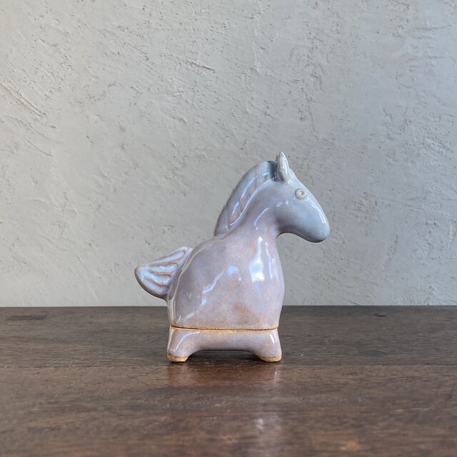 萩焼 干支 馬の香合 | iichi 日々の暮らしを心地よくするハンドメイド