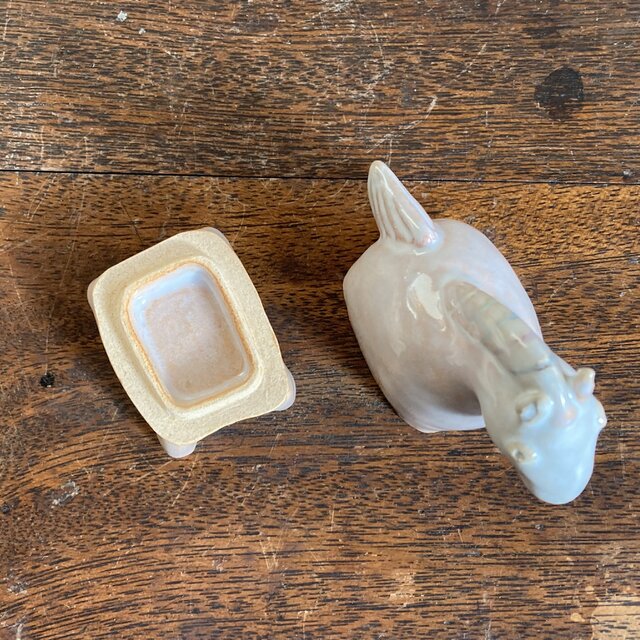 萩焼 干支 馬の香合 | iichi 日々の暮らしを心地よくするハンドメイド