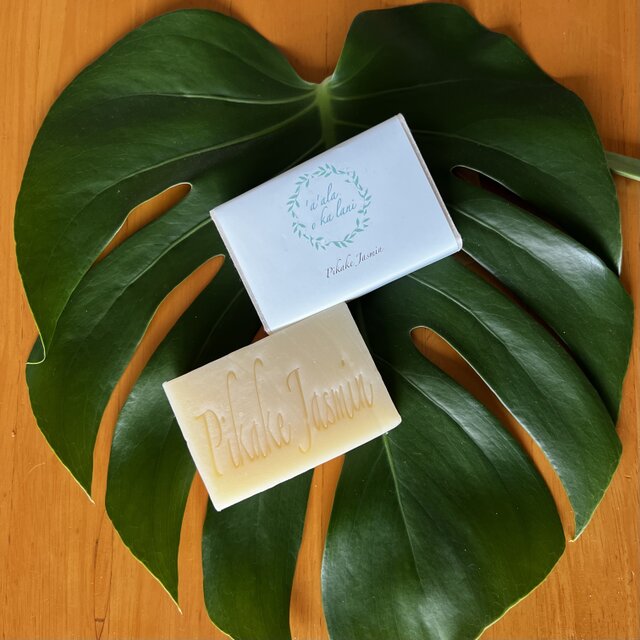 ハワイ 香水 ピカケの香り　'a'alaokalani　ア・アラ・オ・カ・ラ二　100g　(芳香石けん)