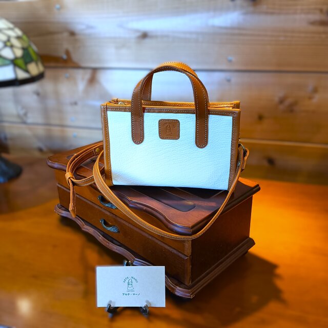 【希少】特別な価値ある「一点もの」鹿革・ミニショルダーバッグ・ボルサ【ジビエレザー】