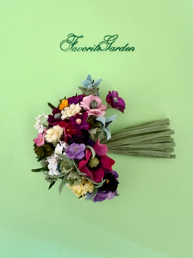 Small flower corsage | iichi 日々の暮らしを心地よくする