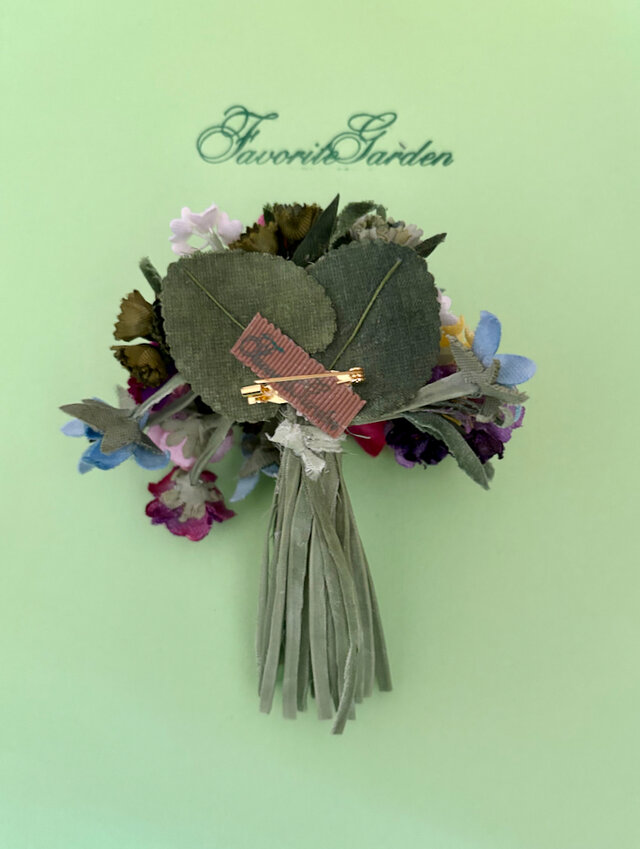 Small flower corsage | iichi 日々の暮らしを心地よくする