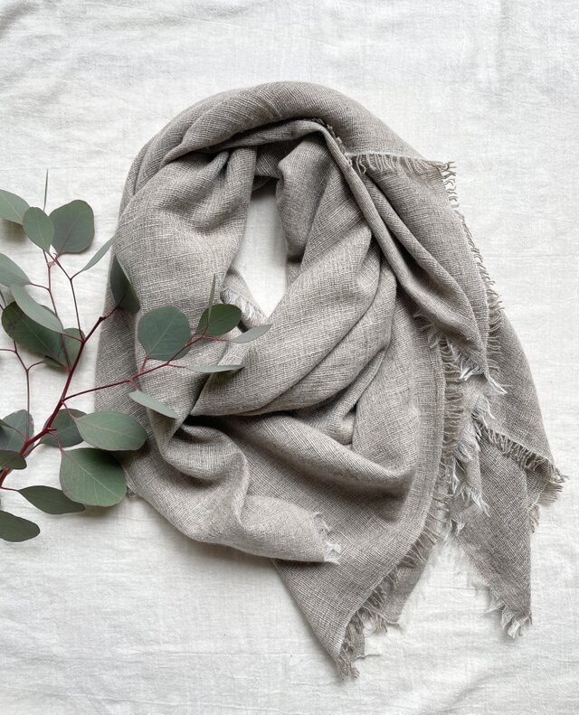 Handwoven Pure Cashmere Square Scarf/ カシミヤ手紡ぎ手織りスクエアスカーフ