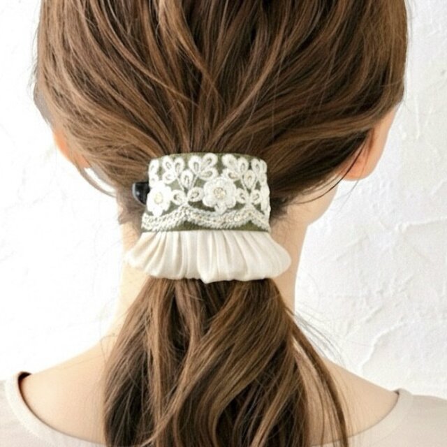 大人可愛いリボン半月アーチバナナクリップ☆インド刺繍リボン×スエード調リボン 大人可愛いリボン半月アーチバナナクリップ☆インド刺繍リボン