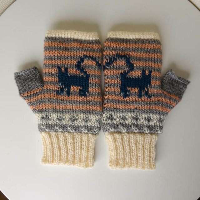 ハーフミトン（しましまハートねこさん）