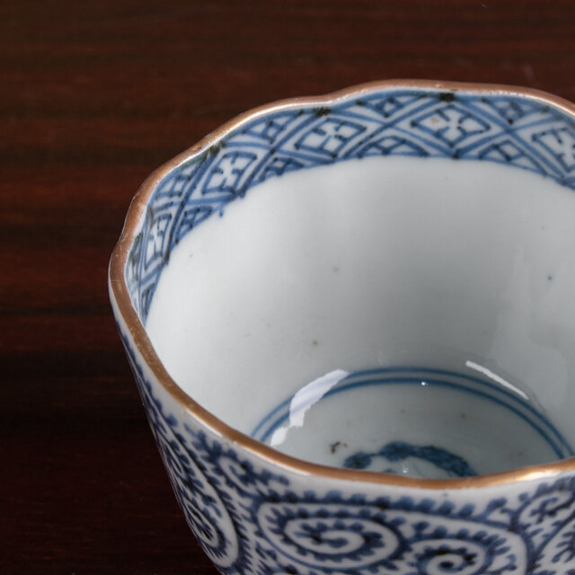 古伊万里 染付蛸唐草文 碗 江戸後期 E1659 | iichi 日々の暮らしを