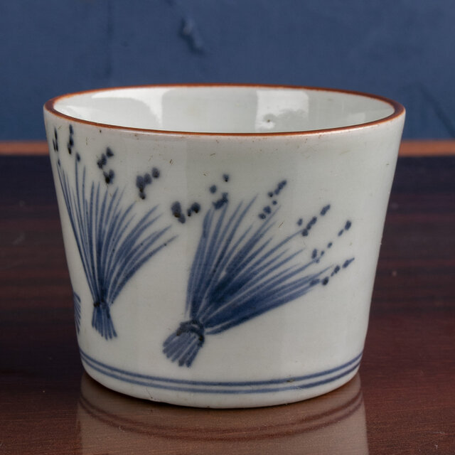 古伊万里 染付稲束鎌文 蕎麦猪口 江戸後期 | iichi 日々の暮らしを