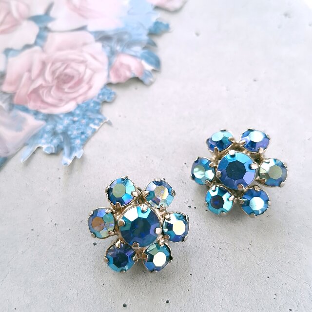 blue aurora glass rhinestone flower ヴィンテージイヤリング
