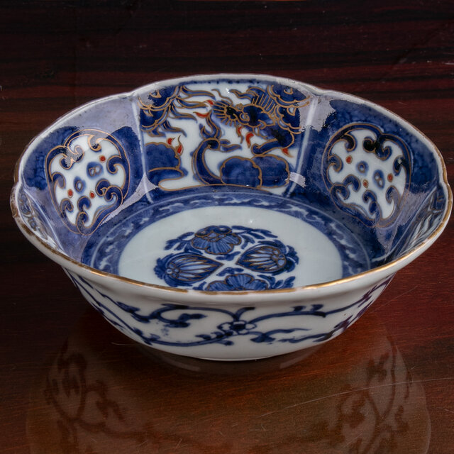 古伊万里 染付金彩 雲龍文 輪花深鉢 江戸後期 F098 | iichi 日々の