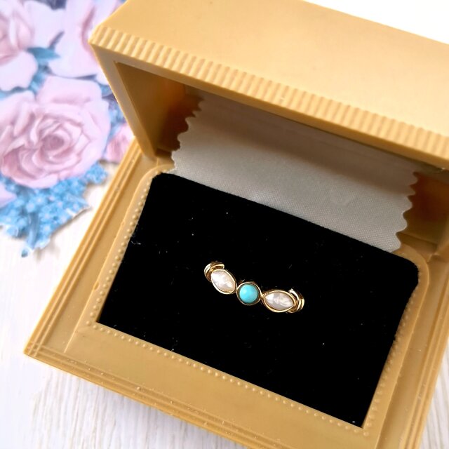 《Avon》 “TURQUOISE IMPRESSIONS” エイボン ヴィンテージリング 8号