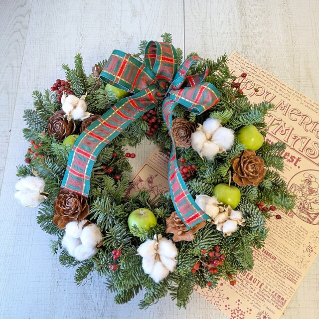オレゴン産モミを使った青リンゴのクリスマスリース