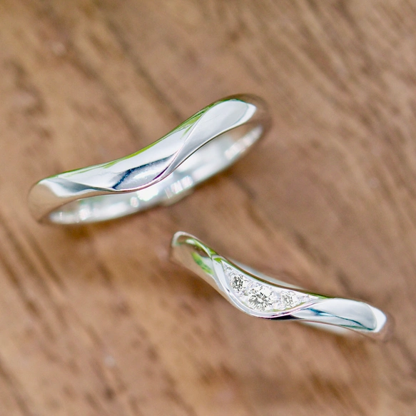 【ペア特別価格】プラチナ ダイヤモンド 結婚指輪 ~Honeyハニー~【Vシェイプタイプ/送料無料】