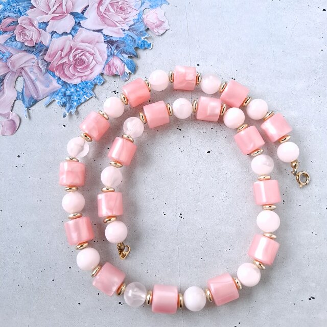pink & milky pink marble plastic ヴィンテージネックレス