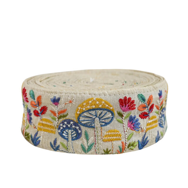 インド刺繍リボン50cm切り売り キノコの森 クリームイエロー 5cm幅 HC マッシュルーム 紅天狗茸 R-0792