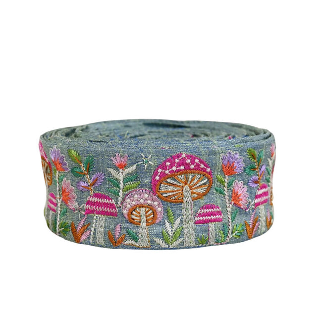 インド刺繍リボン50cm切り売り キノコの森 ブルー 5cm幅 花 HC マッシュルーム ベニテングタケ R-0791