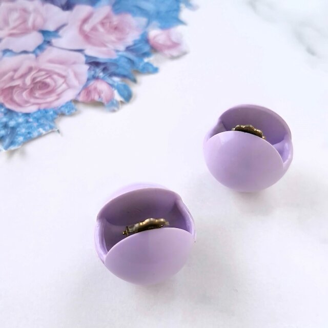 《W.GERMANY》 lavender ball plastic 西ドイツ ヴィンテージイヤリング