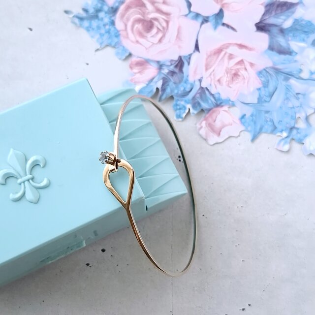 《Avon》 “Catch A Birthstone” march エイボン ヴィンテージブレスレット