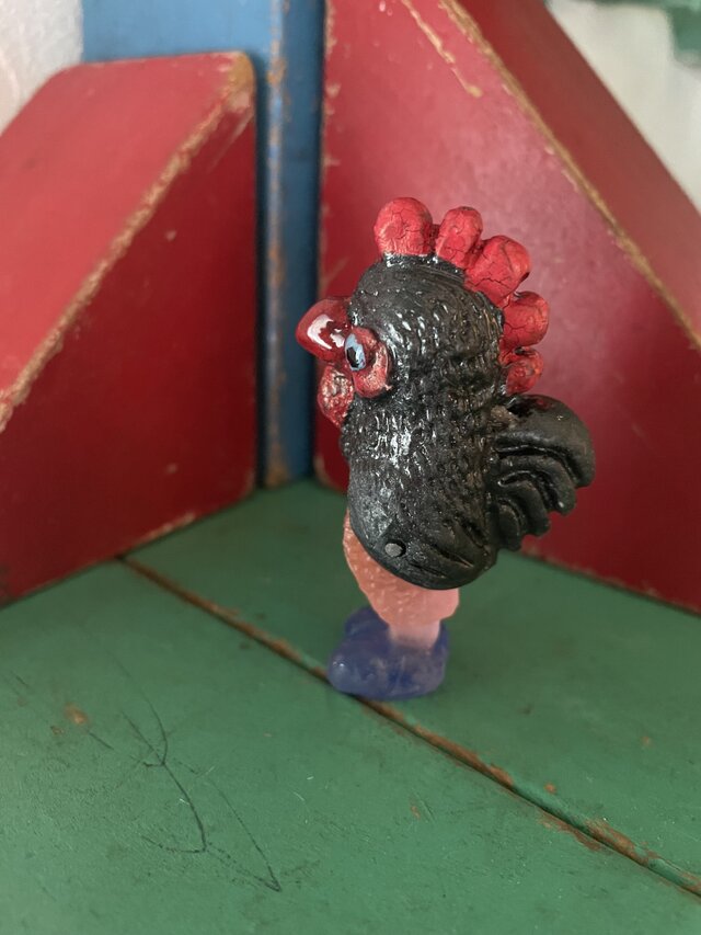 ニワトリ座り | iichi 日々の暮らしを心地よくするハンドメイドや