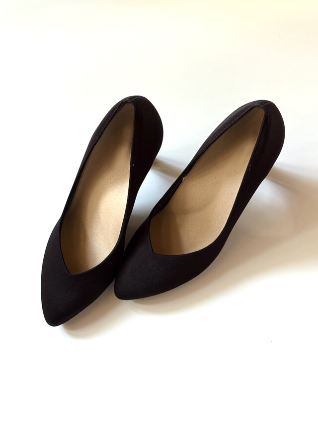 【美脚×安定感】7.5cmヒール ポインテッドトゥ パンプス レディース ブラック｜低反発アーチクッション搭載｜滑りにく