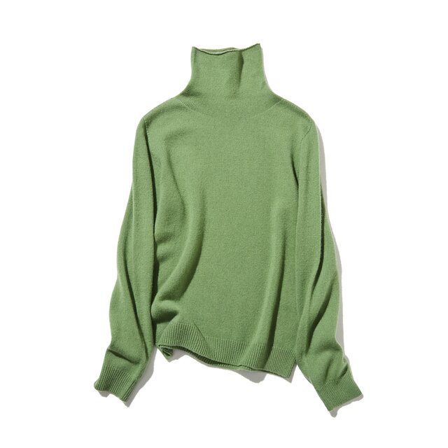 きれいめに着られる 秋冬の大本命ニット ウール100％　ウールセーター　緑色 251120-4