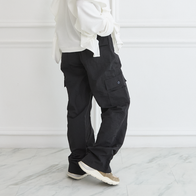 【丈調整できる】上質カジュアル 撥水加工素材のウエスト後ろゴム カーゴパンツ 3サイズ ブラック　0751BK