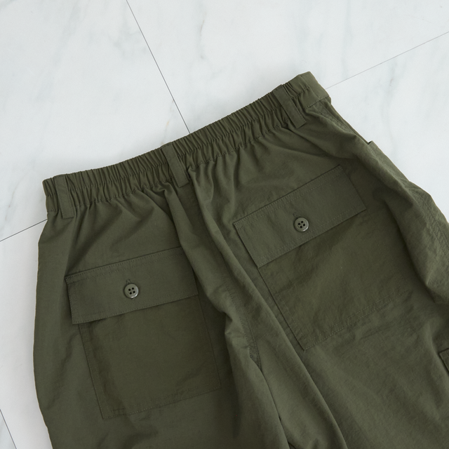 丈調整できる】上質カジュアル 撥水加工素材のウエスト後ろゴム カーゴ