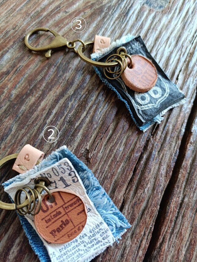 デニムリメイク★ジッパーキーホルダー 革タグ№10 103ハンドメイド デニムリメイクチャーム️♡タッセルキーホルダー 革