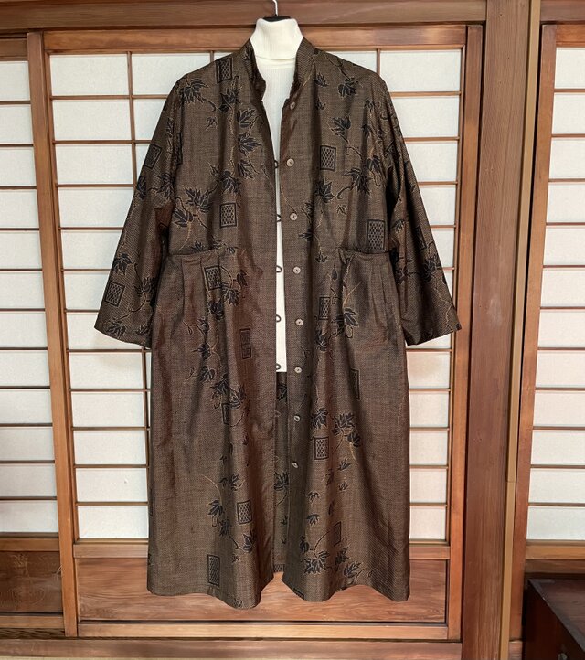 着物リメイク】羽織れるワンピース/切り替えタック/大島紬 | iichi
