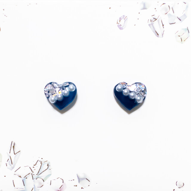 ～小さなピアスシリーズ～大人可愛いハートのピアス/ノンホールピアス(樹脂イヤリング)