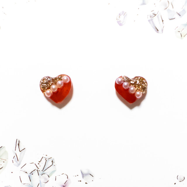 ～小さなピアスシリーズ～大人可愛いハートのピアス/ノンホールピアス(樹脂イヤリング)