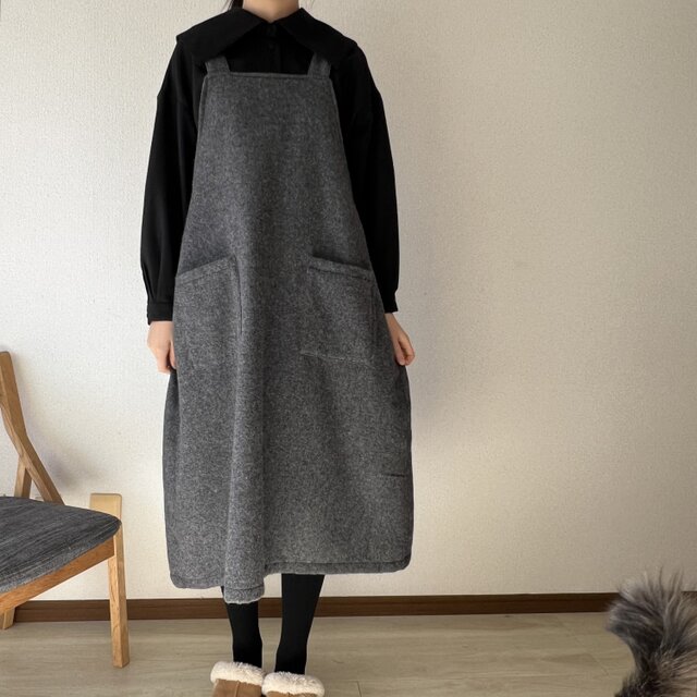 ウールエプロンワンピース(ダークグレー)