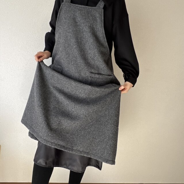 ウールエプロンワンピース(ダークグレー) | iichi 日々の暮らしを