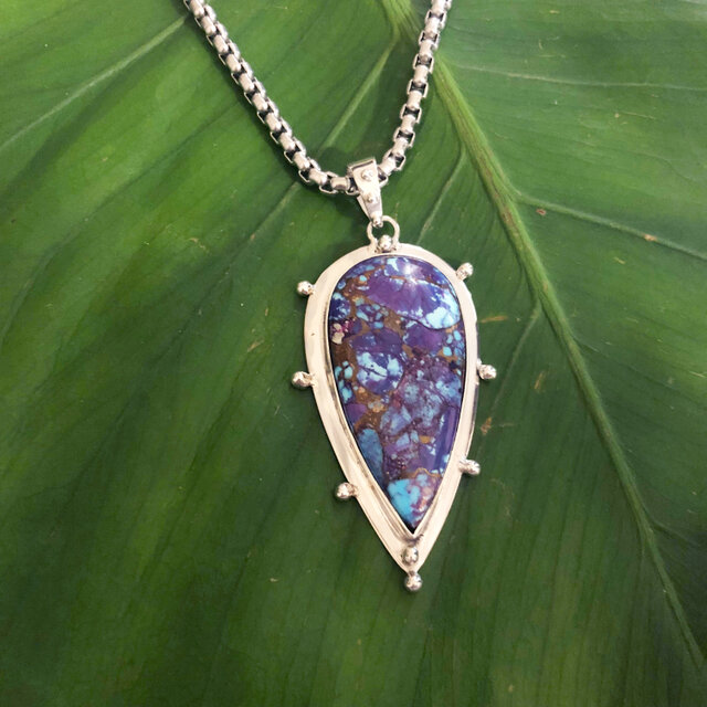 ペンダントヘッド 　紫の剣〈Purple Sword〉★ネイチャーシリーズ