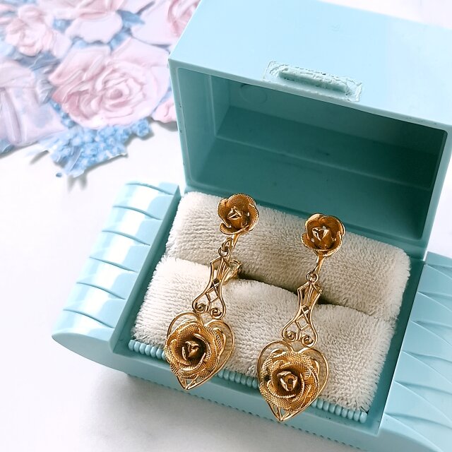 rose openwork heart dangle ヴィンテージイヤリング