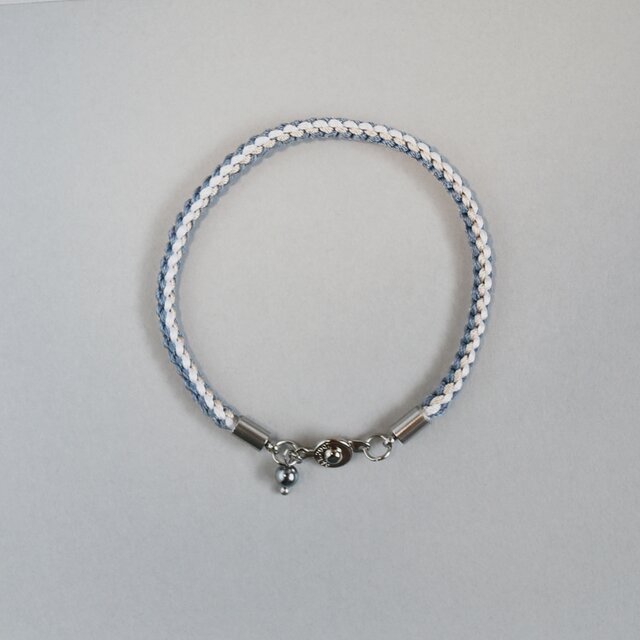 うさぎ色「ブルーオター」ブレスレット (R-BLotter-251122)