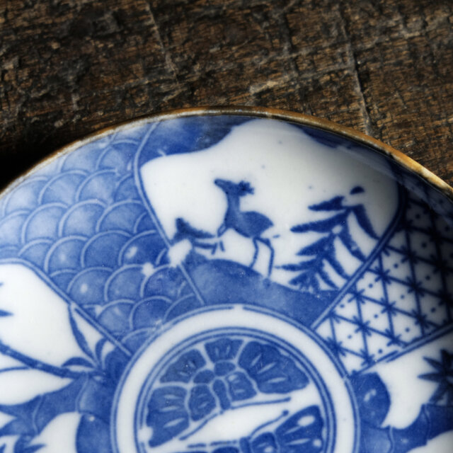 見込みに向かい蝶◇鹿と竹。時代印判中皿 骨董・antiques 古道具 丁寧